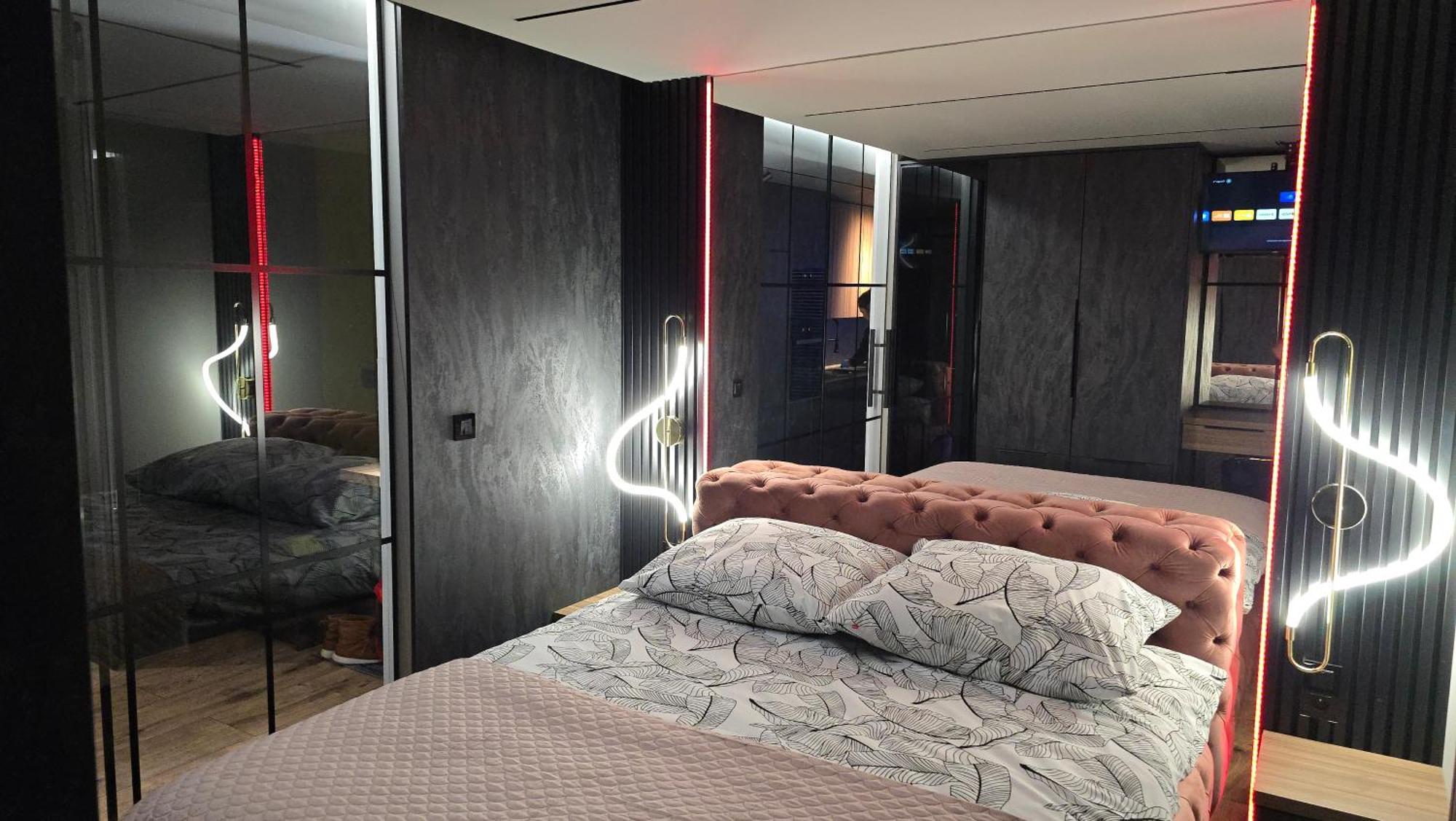 Apartament Dark Prestige New ! - Dostep 24H, Projektor , Garaz Podziemny , Klimatyzacja , Duzy Taras Kielce Luaran gambar